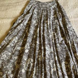Vintage Ports International long skirt